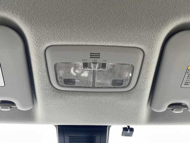 トヨタ シエンタ G クエロ 三重県 2017(平29)年 4.1万km ブラック 純正７型ナビ/バックカメラ/ETC/両側パワースライドドア/シートヒーター/レーンキープアシスト/衝突被害軽減システム/アイドリングストップ/先行車発進告知/ステアリングスイッチ/LEDヘッドライト/オートハイビーム/フォグランプ/電動格納ミラー