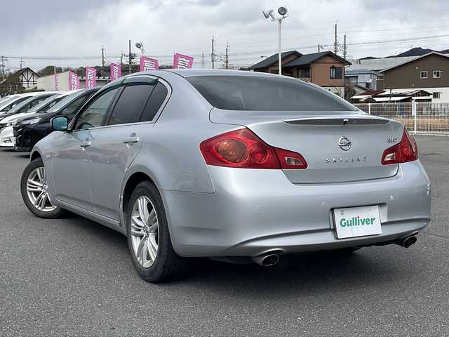 日産 スカイライン 250GT 山口県 2010(平22)年 8.5万km シルバー 純正HDDナビ/（AM/FM/CD/）/バックカメラ/ハーフレザーシート/前席パワーシート/コーナーセンサー/プッシュスタート/スマートキー/純正アルミホイール/純正フロアマット