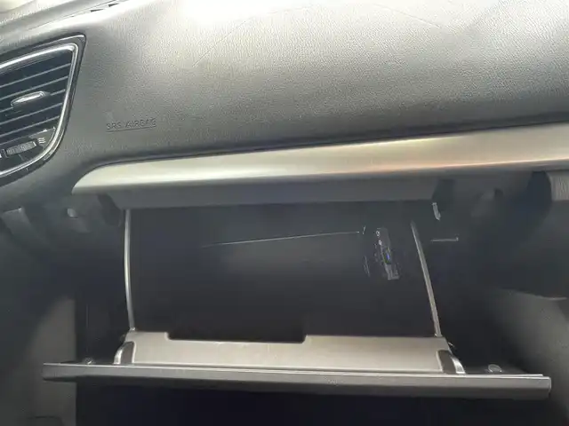 マツダ アクセラ スポーツ XD 愛知県 2014(平26)年 3.7万km ソウルレッドプレミアムメタリック (株)IDOMが運営する【じしゃロン豊川店】の自社ローン専用車両になります。こちらは現金またはオートローンご利用時の価格です。自社ローンご希望の方は別途その旨お申付け下さい/サンルーフ/登録時36575km/純正SDナビ　フルセグTV/（DVD再生可/Bluetooth/USB/AUX）/BOSEサウンドシステム/バックカメラ/ハーフレザーシート/前席シートヒーター/運転席パワーシート/レーダークルーズコントロール/リアビークルモニタリング/スマートシティブレーキサポート/スマートブレーキサポート/車線逸脱警報システム/AT誤発進抑制制御機能/アダプティブライティングシステム/ハイビームコントロール/キセノンヘッドランプ/LEDフォグランプ/アクティブドライビングディスプレイ/アドバンストキーx2/パドルシフト/ETC/ステアリモコン/取説書/保証書/点検記録（全てマツダディーラーで実施）/　26/11  27/7  28/3  29/2/  30/3  31/2  R2/2  R3/2/  R4/3  R5/3  R6/3/6ヶ月点検記録（全てマツダディーラーで実施）/　28/10  29/9  30/8  R1/9/ R2/8  R3/10  R4/9/R5/11  R6/9