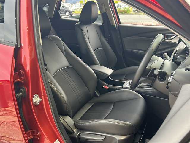 マツダ ＣＸ－３ XD プロアクティブ 静岡県 2018(平30)年 5.1万km ソウルレッドクリスタルM 純正ナビ/・FM/・AM/・Stitcher/・Bluetooth/・USB/・CD/・DVD/・AUX/・TV/主要装備/・BOSEサウンドシステム+７スピーカー/・３６０°ビュー・モニター/・パーキングセンサー/・レーダークルコン/・ハーフレザーシート/・MTモード付AT/・パドルシフト/・レーンキープアシスト/・ｉ－ｓｔｏｐ/・ＥＴＣ/・純正１８インチＡＷ/・ヘッドアップディスプレイ/・ブラインドスポットモニター/・TCS/・社外サス