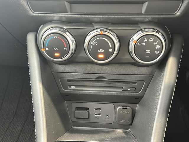 マツダ ＣＸ－３ XD プロアクティブ 静岡県 2018(平30)年 5.1万km ソウルレッドクリスタルM 純正ナビ/・FM/・AM/・Stitcher/・Bluetooth/・USB/・CD/・DVD/・AUX/・TV/主要装備/・BOSEサウンドシステム+７スピーカー/・３６０°ビュー・モニター/・パーキングセンサー/・レーダークルコン/・ハーフレザーシート/・MTモード付AT/・パドルシフト/・レーンキープアシスト/・ｉ－ｓｔｏｐ/・ＥＴＣ/・純正１８インチＡＷ/・ヘッドアップディスプレイ/・ブラインドスポットモニター/・TCS/・社外サス