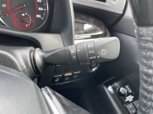 トヨタ アルファード S Cパッケージ 福岡県 2020(令2)年 1.5万km ホワイトパールクリスタルシャイン モデリスタフルエアロフルパーツ/シーケンシャルウインカー/三眼ヘッドライト/サンルーフ/サンシェード/デジタルインナーミラー/ブラインドスポットモニター/ステアリングヒーター/ブレーキホールド/シートメモリー/ドアバイザー/ワンオーナー/DVD視聴可能/フルセグテレビ/バックカメラ/フリップダウンモニター/アイドリングストップ/オットマン/クルーズコントロール(追従走行有り)/サンルーフ/ドアバイザー/プッシュスタート/両側パワースライドドア/パワーバックドア/ビルトインETC/WAC/全席パワーシート