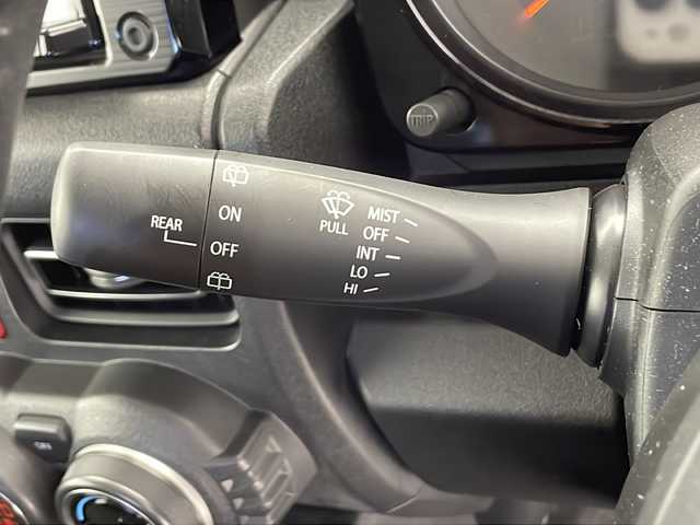 スズキ ジムニー シエラ JC 千葉県 2019(平31)年 5.1万km ブルーイッシュブラックパール3 純正SDナビ/(AM/FM/CD/DVD/SD/Bluetooth/USB/iPod)/バックカメラ/ドライブレコーダー(前方のみ)/衝突被害軽減システム/レーンキープアシスト/クルーズコントロール/ダウンヒルアシストコントロール/LEDヘッドライト/ステアリングスイッチ/シートヒーター(D＋N席)/ヒーテッドミラー/フォグランプ/純正15インチアルミホイール/純正フロアマット/オートライト/電動格納ウィンカーミラー/革巻きステアリングホイール/プッシュスタート/横滑り防止装置/エアバッグ(W+サイド+カーテン)