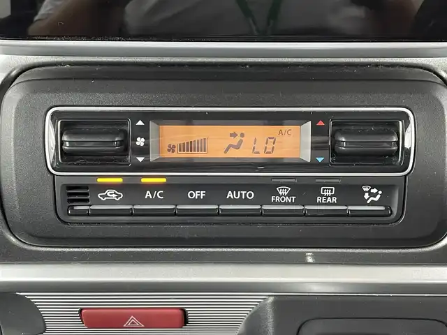 スズキ スペーシア ギア HYBRID XZターボ 大分県 2019(平31)年 7.6万km アクティブイエロー/ガンメタリック2トーン ルーフレール/衝突軽減ブレーキ/車線逸脱警報/クリアランスソナー/ストラーダナビ/・CN-RX05WD/・フルセグ/・DVD再生/・CD再生/・Blu-ray/・Bluetooth接続/・HDMI/バックカメラ/KENWOODドライブレコーダー/・DRV-320/クルーズコントロール/ETC/両側パワースライドドア/前席シートヒーター/本革巻きステアリング/パドルシフト/アイドリングストップ/リアロールサンシェード/サーキュレーター/パーソナルテーブル/オートライト/フォグライト/ウインカーミラー/純正フロアマット/ドアバイザー/プッシュスタート/スマートキー×2/取扱説明書/新車保証書