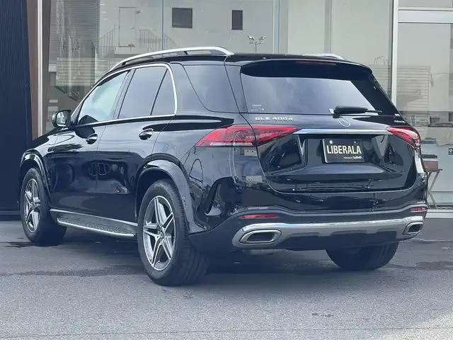 メルセデス・ベンツ ＧＬＥ４００ｄ 4MATIC スポーツ 鹿児島県 2022(令4)年 5.4万km オブシディアンブラック 〇純正ナビ/〇フルセグTV/〇ETC/〇ワンオーナー/〇オークション初出品/〇ユーザー買取車/〇オプシディアンブラック/〇パラノミックスライディングレーフ/〇純正ドライブレコーダー/〇スペアキー/〇アクティブディスタンスアシストディストロニック/〇アクティブブレーキアシスト/〇PRE-SAFE/〇PRE-SAFEプラス/〇PRE-SAFEサウンド/〇緊急回避補助システム/〇渋滞時緊急ブレーキ機能/〇アクティブブラインドスポットアシスト/〇アクティブレーンキーピングアシスト/〇アクティブレーンチェンジアシスト/〇アクティブステアリングアシスト/〇アクティブエマージェンシーストップアシスト/〇トラフィックサインアシスト/〇ディンプル革巻きスポーツステアリングホイール/〇パドルシフト/〇革シート/〇シートヒーター/〇シートベンチレーター/〇パワーバックドア/〇フットトランクオープナー/〇キーレスゴー/〇禁煙車