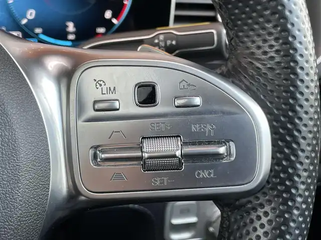 メルセデス・ベンツ ＧＬＥ４００ｄ 4MATIC スポーツ 鹿児島県 2022(令4)年 5.4万km オブシディアンブラック 〇純正ナビ/〇フルセグTV/〇ETC/〇ワンオーナー/〇オークション初出品/〇ユーザー買取車/〇オプシディアンブラック/〇パラノミックスライディングレーフ/〇純正ドライブレコーダー/〇スペアキー/〇アクティブディスタンスアシストディストロニック/〇アクティブブレーキアシスト/〇PRE-SAFE/〇PRE-SAFEプラス/〇PRE-SAFEサウンド/〇緊急回避補助システム/〇渋滞時緊急ブレーキ機能/〇アクティブブラインドスポットアシスト/〇アクティブレーンキーピングアシスト/〇アクティブレーンチェンジアシスト/〇アクティブステアリングアシスト/〇アクティブエマージェンシーストップアシスト/〇トラフィックサインアシスト/〇ディンプル革巻きスポーツステアリングホイール/〇パドルシフト/〇革シート/〇シートヒーター/〇シートベンチレーター/〇パワーバックドア/〇フットトランクオープナー/〇キーレスゴー/〇禁煙車