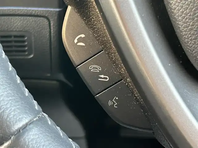 ホンダ フリード＋ G ホンダセンシング 兵庫県 2019(令1)年 2.7万km ホワイトオーキッドパール 純正9インチナビ/BTオーディオ/フルセグTV/横滑り防止装置/レーンキープアシスト/衝突被害軽減システム/バックカメラ/ビルトインETC/ドライブレコーダー/純正フロアマット/純正15インチアルミホイール/LEDオートライト/スペアキー