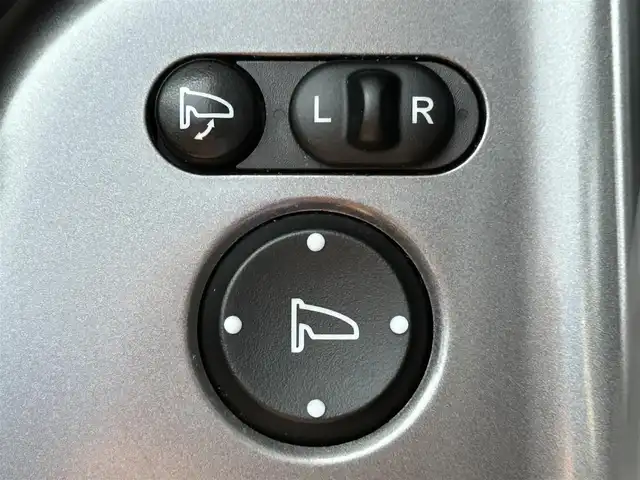 ホンダ フリード＋ G ホンダセンシング 兵庫県 2019(令1)年 2.7万km ホワイトオーキッドパール 純正9インチナビ/BTオーディオ/フルセグTV/横滑り防止装置/レーンキープアシスト/衝突被害軽減システム/バックカメラ/ビルトインETC/ドライブレコーダー/純正フロアマット/純正15インチアルミホイール/LEDオートライト/スペアキー