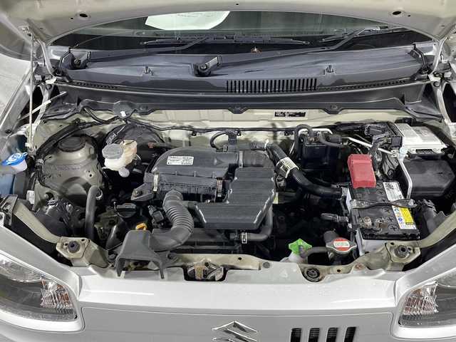 スズキ アルト L 沖縄県 2018(平30)年 4.4万km シルキーシルバーメタリック 禁煙車/衝突被害軽減ブレーキ/純正オーディオ/AM/FM/CD/AUX/パワーウィンドウ/アイドリングストップ/シートヒーターD席/純正ドアバイザー/ABS/横滑り防止装置