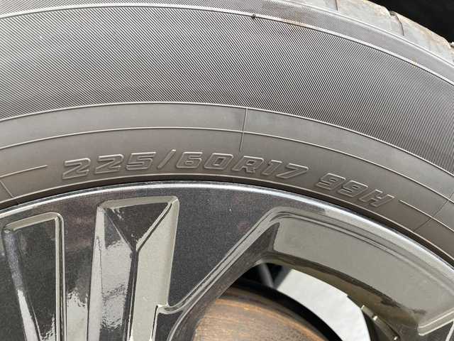 スバル クロストレック ツーリング 愛知県 2024(令6)年 1.6万km マグネタイトグレーメタリック 純正12型ナビ/全方位カメラ/衝突軽減システム/レーダークルーズコントロール/パドルシフト/ＳＩドライブ/本革ステアリング/LEDヘッドライト/ETC/ステアリングスイッチ/スマートキー/プッシュスタート/パーキングセンサー/純正アルミホイール