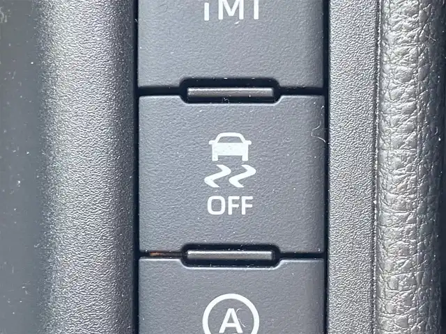 トヨタ ＧＲヤリス RC 熊本県 2023(令5)年 1.2万km スーパーホワイトⅡ 社外オーディオ/・AUX/USB/アイドリングストップ/横滑り防止機能/革巻きステアリング/・ステアリングリモコン/オートライト/・LEDライト/・フォグランプ/・ヘッドライトレベライザー/電動格納ミラー/・ウィンカーミラー/ETC/純正フロアマット/純正アルミホイール/リモコンキー/・スペアキー2本（板キー）