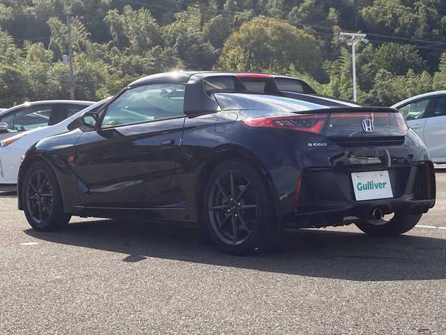 ホンダ Ｓ６６０ β 佐賀県 2017(平29)年 2.6万km プレミアムミスティックナイトパール 6MT/無限ハードトップ/純正ディスプレイオーディオ/バックカメラ/ETC/ドライブレコーダー/ステアリングリモコン/Clazzioシートカバー/プッシュスタート/スマートキー/LEDヘッドライト/Moduloアルミホイール/社外マフラー