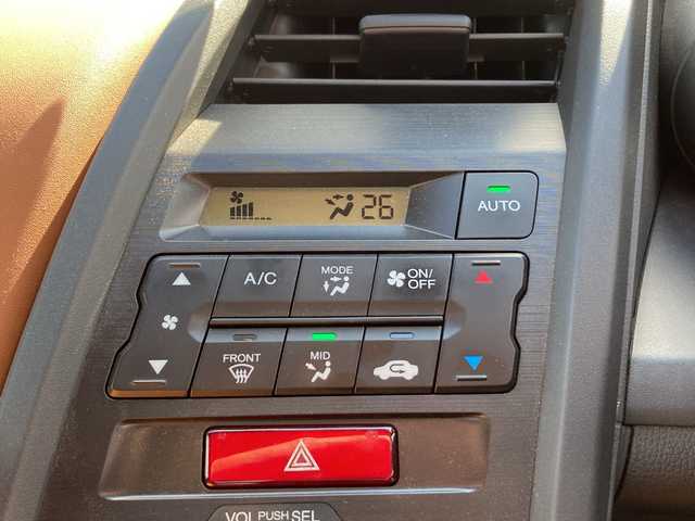 ホンダ Ｓ６６０ β 佐賀県 2017(平29)年 2.6万km プレミアムミスティックナイトパール 6MT/無限ハードトップ/純正ディスプレイオーディオ/バックカメラ/ETC/ドライブレコーダー/ステアリングリモコン/Clazzioシートカバー/プッシュスタート/スマートキー/LEDヘッドライト/Moduloアルミホイール/社外マフラー