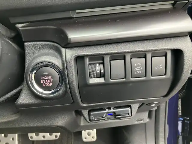 スバル レヴォーグ 1．8STIスポーツ 広島県 2020(令2)年 2.8万km ラピスブルーP ワンオーナー/純正ナビ・フルセグTV/パドルシフト/サイド・バックカメラ/レザーシート/D・Nパワーシート/全席シートヒーター/パワーバックドア/LEDオートライト/レーダークルーズ/アイサイトコアテクノロジー/アイサイトセーフティプラス/スマートキー