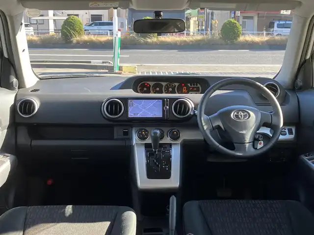 トヨタ カローラ ルミオン 1．5X エアロツアラー 三重県 2014(平26)年 8.6万km ホワイトパールクリスタルシャイン ワンオーナー/車検R9年1月23日/純正SDナビ/・フルセグ・Bluetooth/・CD/DVD再生・録音機能/バックカメラ/キーレス/ウィンカーミラー/フロアマット/ドアバイザー/プライバシーガラス/ビルトインETC/ヘッドライトレベライザー/電格ミラー