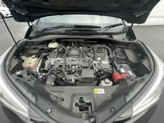 トヨタ Ｃ－ＨＲ G LEDエディション 佐賀県 2018(平30)年 13.3万km ブラックマイカ フルモデリスタ/トヨタセーフティセンス/・プリクラッシュセーフティ/・レーダークルーズコントロール/・レーンディパーチャーアラート/・オートマチックハイビーム/クリアランスソナー/ブラインドスポットモニター/純正9型ナビ/・バックカメラ/・フルセグTV/BT/CD/DVD/ハーフレザーシート/シートヒーター/純正18インチAW/LEDヘッドライト/フォグランプ/オートライト/ETC/社外ドラレコ/電動パーキングスイッチ/GPSレーダー探知機/トノカバー/スペアキー×1/取扱説明書/保証書