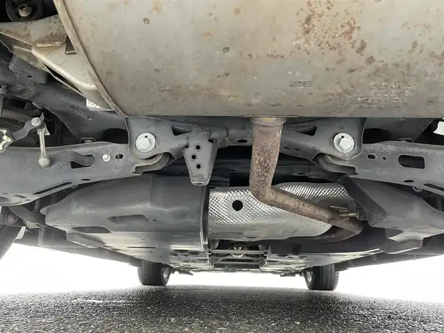 トヨタ Ｃ－ＨＲ G LEDエディション 佐賀県 2018(平30)年 13.3万km ブラックマイカ フルモデリスタ/トヨタセーフティセンス/・プリクラッシュセーフティ/・レーダークルーズコントロール/・レーンディパーチャーアラート/・オートマチックハイビーム/クリアランスソナー/ブラインドスポットモニター/純正9型ナビ/・バックカメラ/・フルセグTV/BT/CD/DVD/ハーフレザーシート/シートヒーター/純正18インチAW/LEDヘッドライト/フォグランプ/オートライト/ETC/社外ドラレコ/電動パーキングスイッチ/GPSレーダー探知機/トノカバー/スペアキー×1/取扱説明書/保証書