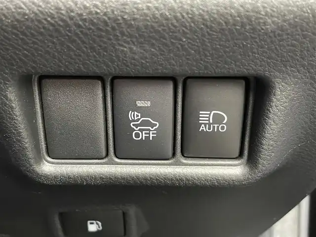 トヨタ Ｃ－ＨＲ G LEDエディション 佐賀県 2018(平30)年 13.3万km ブラックマイカ フルモデリスタ/トヨタセーフティセンス/・プリクラッシュセーフティ/・レーダークルーズコントロール/・レーンディパーチャーアラート/・オートマチックハイビーム/クリアランスソナー/ブラインドスポットモニター/純正9型ナビ/・バックカメラ/・フルセグTV/BT/CD/DVD/ハーフレザーシート/シートヒーター/純正18インチAW/LEDヘッドライト/フォグランプ/オートライト/ETC/社外ドラレコ/電動パーキングスイッチ/GPSレーダー探知機/トノカバー/スペアキー×1/取扱説明書/保証書