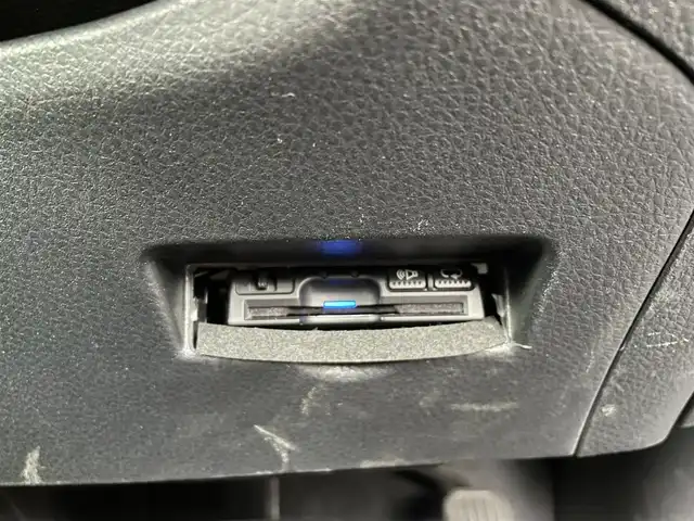 トヨタ Ｃ－ＨＲ G LEDエディション 佐賀県 2018(平30)年 13.3万km ブラックマイカ フルモデリスタ/トヨタセーフティセンス/・プリクラッシュセーフティ/・レーダークルーズコントロール/・レーンディパーチャーアラート/・オートマチックハイビーム/クリアランスソナー/ブラインドスポットモニター/純正9型ナビ/・バックカメラ/・フルセグTV/BT/CD/DVD/ハーフレザーシート/シートヒーター/純正18インチAW/LEDヘッドライト/フォグランプ/オートライト/ETC/社外ドラレコ/電動パーキングスイッチ/GPSレーダー探知機/トノカバー/スペアキー×1/取扱説明書/保証書