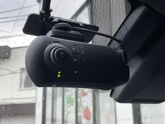 トヨタ Ｃ－ＨＲ G LEDエディション 佐賀県 2018(平30)年 13.3万km ブラックマイカ フルモデリスタ/トヨタセーフティセンス/・プリクラッシュセーフティ/・レーダークルーズコントロール/・レーンディパーチャーアラート/・オートマチックハイビーム/クリアランスソナー/ブラインドスポットモニター/純正9型ナビ/・バックカメラ/・フルセグTV/BT/CD/DVD/ハーフレザーシート/シートヒーター/純正18インチAW/LEDヘッドライト/フォグランプ/オートライト/ETC/社外ドラレコ/電動パーキングスイッチ/GPSレーダー探知機/トノカバー/スペアキー×1/取扱説明書/保証書