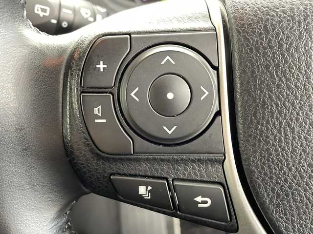 トヨタ ヴォクシー ZS 煌Ⅱ 鹿児島県 2020(令2)年 4.6万km ブラック 純正10インチSDナビ/（Bluetooth/フルセグTV/FM/AM/CD/DVD）/純正フリップダウンモニター/バックカメラ/両側パワースライドドア/社外前後ドライブレコーダー/ビルトインETC/オートライト/オートマチックハイビーム/LEDヘッドライト/前後コーナーセンサー/純正フロアマット/ドアバイザー/クルーズコントロール/スマートキー/プッシュスタート