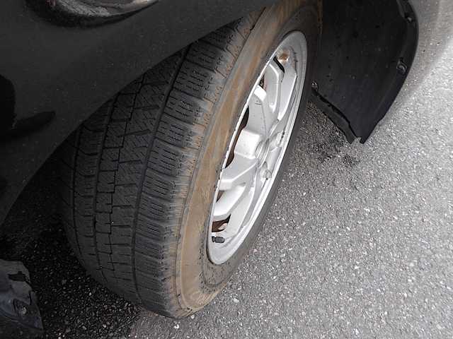 トヨタ プリウス S 栃木県 2011(平23)年 13.8万km ブラック ソーラーパネル付ムーンルーフ/ソーラーベンチレーションシステム/社外ディスプレイオーディオ(FH-9400DVS)/        (Bluetooth/DVD・CD再生/USB)/バックカメラ/デジタルインナーミラー/純正17インチアルミ+ノーマルタイヤ車内積込/　　　　　　　　　　　　( 215/45R17)/LEDヘッドライト/LEDフォグランプ/オートライト/ビルトインETC/プッシュスタート/スマートキー/ステアリングスイッチ/ALLオートパワーウインド/フロアマット/ドアバイザー/サイドカーテンエアバッグ/Wエアバッグ/ABS/新車保証書/取扱説明書