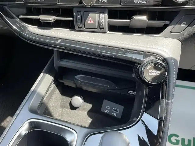 レクサス ＮＸ 350h Fスポーツ 宮崎県 2023(令5)年 1.7万km グラファイトブラックガラスフレーク ワンオーナー/BSM/HUD/純正14インチナビ/フルセグTV Bluetooth/全周囲カメラ/レーダークルーズコントロール/パドルシフト/衝突軽減ブレーキ/レザーシート/両前席パワーシート/パワーバックドア/ビルトインETC/純正20インチアルミホイール/フォグランプ