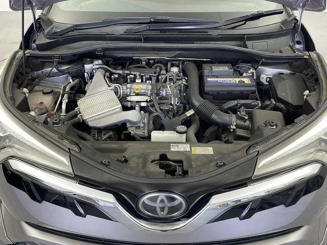 トヨタ Ｃ－ＨＲ G－T 栃木県 2017(平29)年 8.1万km メタルストリームM 社外ナビ / 【AM/FM/CD/DVD/SD/USB/BT】/バックカメラ/プリクラッシュセーフティ/ブラインドスポットモニター/クリアランスソナー/LDA操舵支援/モデリスタエアロ/前席シートヒーター/フロントワイパーデアイサー/オートブレーキホールド/横滑り防止装置/純正フロアマット/純正ドアバイザー/スペアキー１本