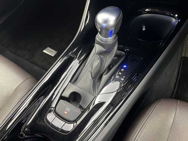 トヨタ Ｃ－ＨＲ G－T 栃木県 2017(平29)年 8.1万km メタルストリームM 社外ナビ / 【AM/FM/CD/DVD/SD/USB/BT】/バックカメラ/プリクラッシュセーフティ/ブラインドスポットモニター/クリアランスソナー/LDA操舵支援/モデリスタエアロ/前席シートヒーター/フロントワイパーデアイサー/オートブレーキホールド/横滑り防止装置/純正フロアマット/純正ドアバイザー/スペアキー１本