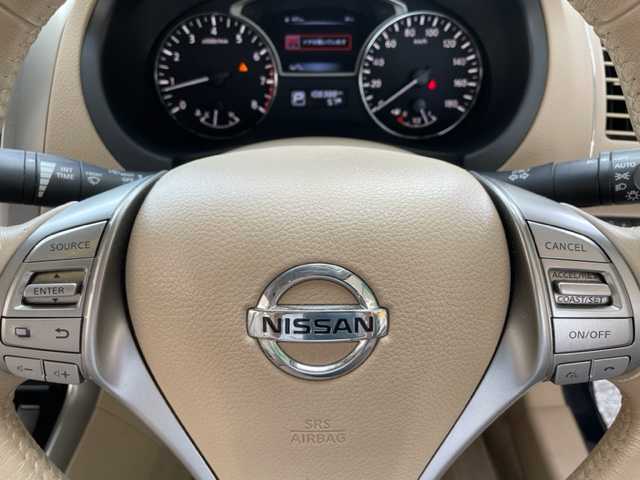 日産 ティアナ XV 東京都 2015(平27)年 10.9万km ウォーターフォールブルー サンルーフ/純正ナビ/・CD/DVD/USB/Bluetooth/フルセグTV/全方位カメラ/レザーシート/前席パワーシート/前席シートヒーター/エアシート/N席オットマン/エマージェンシーブレーキ/クルーズコントロール/前後コーナーセンサー/前後ドライブレコーダー/ビルトインETC/プッシュEgスタート/ストップ/スマートキー×1/純正HIDヘッドライト/フォグランプ/ドアバイザー/純正フロアマット/取扱説明書/ナビ取扱説明書/新車時保証書