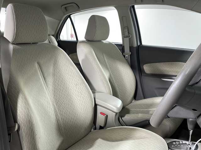 トヨタ ベルタ X 福岡県 2010(平22)年 5.6万km シルバーマイカM ナビ/Wエアバッグ/純正フロアマット
