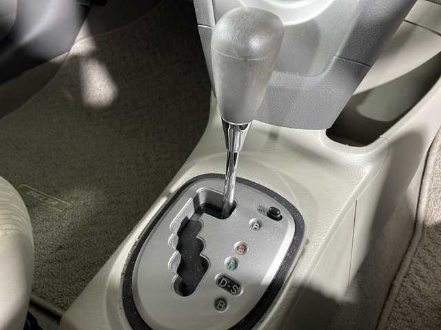 トヨタ ベルタ X 福岡県 2010(平22)年 5.6万km シルバーマイカM ナビ/Wエアバッグ/純正フロアマット