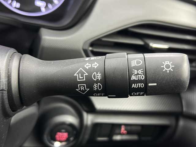 スバル クロストレック リミテッド 三重県 2023(令5)年 1.8万km 青 禁煙車/アイサイト コアテクノロジー/［プリクラッシュブレーキ/前側方プリクラッシュブレーキ/緊急時プリクラッシュステアリング/後退時ブレーキアシスト/AT誤発進抑制制御/ AT誤後進抑制制御/ツーリングアシスト/全車速追従機能付クルーズコントロール/定速クルーズコントロール/車線逸脱抑制/車線逸脱警報/ふらつき警報/先行車発進お知らせ機能/青信号お知らせ機能］/運転支援テクノロジー［スバルリヤビークルディテクション（後側方警戒支援システム）/エマージェンシーレーンキープアシスト/ドライバー異常時対応システム］/純正ナビ/ AppleCarPlay/AndroidAuto/フルセグTV/USB/デジタルマルチビューモニター/ETC/シートヒーター/パワーシート/ステアリングヒーター/パドルシフト/オートライト/LEDヘッドライト/ステアリングスイッチ/革巻きステアリング