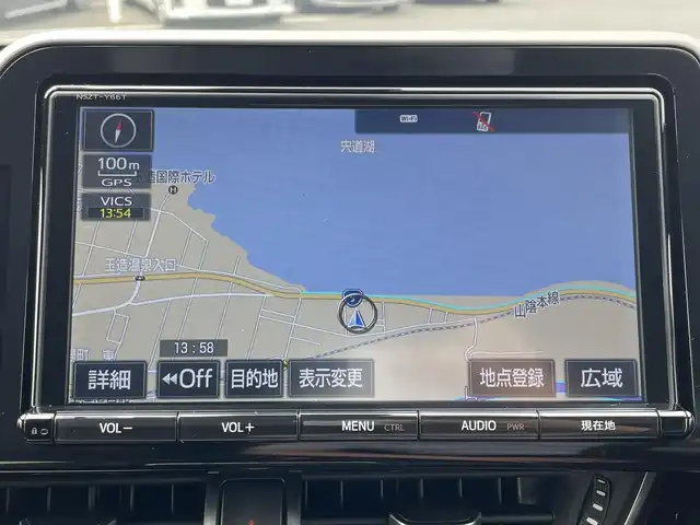 トヨタ Ｃ－ＨＲ G LEDエディション 島根県 2018(平30)年 5.1万km ホワイトパールクリスタルシャイン トヨタセーフティセンス/純正エアロ/純正9インチナビ/CD/DVD/DTV/Bluetooth/バックカメラ/レーダークルーズコントロール/LEDオートライト/オートマチックハイビーム /LDA/プリクラッシュセーフティ/ハーフレザー調シート/シートヒーター /純正18インチアルミホイール/ビルトインETC/ドライブレコーダー/クリアランスソナー /BSM/ステアリングスイッチ