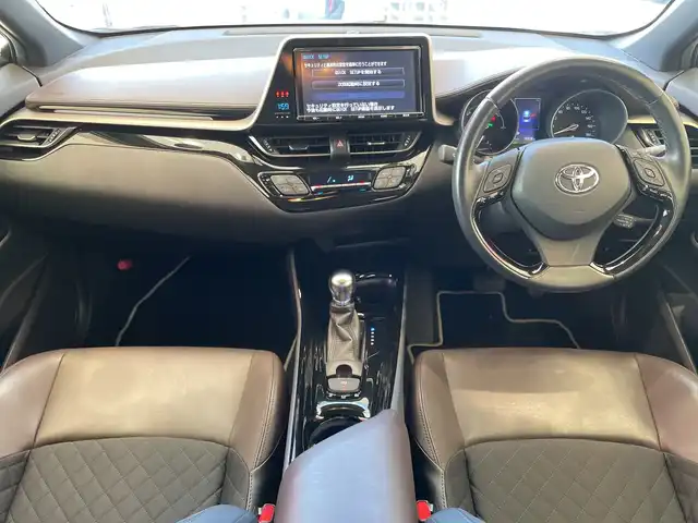 トヨタ Ｃ－ＨＲ G LEDエディション 埼玉県 2018(平30)年 5.1万km ホワイトパールクリスタルシャイン トヨタセーフティーセンス/エアロ /純正9インチメモリナビ /バックカメラ /レーダークルーズコントロール /LED /ハーフレザーシート /シートヒーター /純正18インチアルミ /ブラインドスポットモニター/ステアリングスイッチ /純正ETC