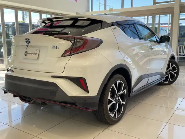 トヨタ Ｃ－ＨＲ G LEDエディション 埼玉県 2018(平30)年 5.1万km ホワイトパールクリスタルシャイン トヨタセーフティーセンス/エアロ /純正9インチメモリナビ /バックカメラ /レーダークルーズコントロール /LED /ハーフレザーシート /シートヒーター /純正18インチアルミ /ブラインドスポットモニター/ステアリングスイッチ /純正ETC