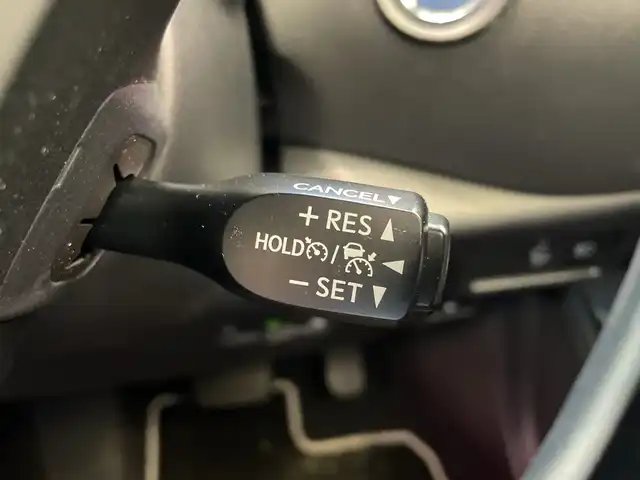 トヨタ Ｃ－ＨＲ G LEDエディション 埼玉県 2018(平30)年 5.1万km ホワイトパールクリスタルシャイン トヨタセーフティーセンス/エアロ /純正9インチメモリナビ /バックカメラ /レーダークルーズコントロール /LED /ハーフレザーシート /シートヒーター /純正18インチアルミ /ブラインドスポットモニター/ステアリングスイッチ /純正ETC