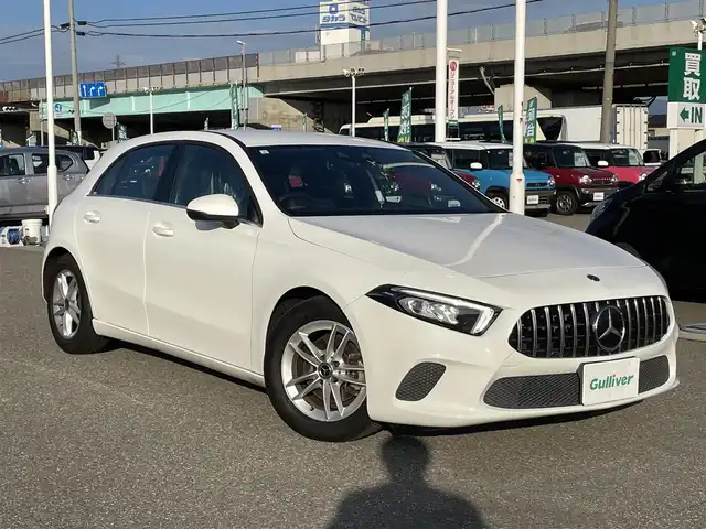 メルセデス・ベンツ Ａ１８０ 石川県 2019(平31)年 3.9万km ポーラホワイト 純正メモリーナビ/フルセグTV/バックカメラ/LEDヘッドライト/ETC/スマートキー/プッシュスタート/レーダーセーフティP/レーダークルーズコントロール/純正アルミホイール/ドライブレコーダー/保証書
