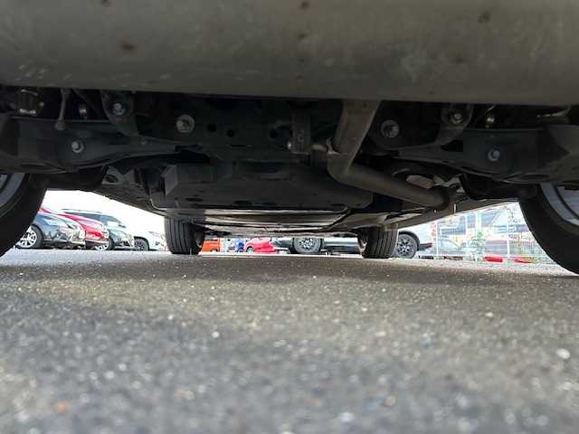 トヨタ ＲＡＶ４ ハイブリットG 茨城県 2020(令2)年 13.2万km 白 純正ＳＤナビ　/-BT/AM/FM/CD/フルセグTV/クルーズコントロール　/ＥＴＣ　/バックカメラ　/D席N席シートヒーター　/Ｄ席パワーシート　/コーナーセンサー前後　/ＬＥＤヘッドライト　/オートマチックハイビーム　/デジタルインナーミラー　/ステアリングヒーター/レザーシート/純正フロアマット/ブラインドスポットモニター