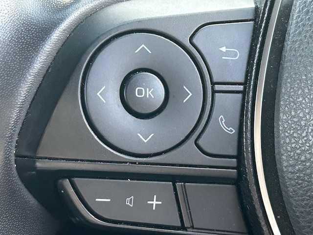 トヨタ ＲＡＶ４ ハイブリットG 茨城県 2020(令2)年 13.2万km 白 純正ＳＤナビ　/-BT/AM/FM/CD/フルセグTV/クルーズコントロール　/ＥＴＣ　/バックカメラ　/D席N席シートヒーター　/Ｄ席パワーシート　/コーナーセンサー前後　/ＬＥＤヘッドライト　/オートマチックハイビーム　/デジタルインナーミラー　/ステアリングヒーター/レザーシート/純正フロアマット/ブラインドスポットモニター