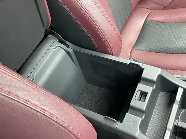 スバル レヴォーグ 1．8STIスポーツ EX 島根県 2020(令2)年 3.1万km 青 登録時走行距離30477km/保証書/4WD/純正大型センターインフォメーションディスプレイ/・ナビ/・フルセグTV/・Bluetooth/・AppleCarPlay/・AndroidAuto/・AM/FM/アイサイト/・プリクラッシュブレーキアシスト/・踏み間違い防止アシスト/・前方衝突防止支援システム/・後側方衝突防止支援システム/・ビークルダイナミクスコントロール/・レーンキープアシスト/・車間自動制御システム/・オートスピードコントロール装置/ターボ/バック、サイド、フロントカメラ/レザーシート/前席パワーシート/全席シートヒーター/コーナーセンサー/パドルシフト/ETC/デジタルインナーミラー/純正ドライブレコーダー/LEDヘッドライト/純正18インチアルミホイール