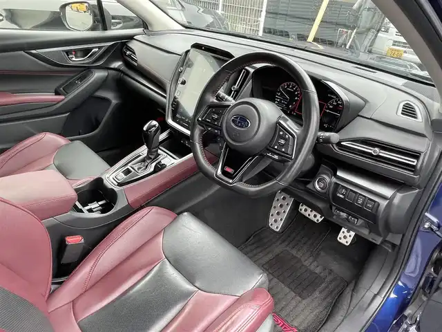 スバル レヴォーグ 1．8STIスポーツ EX 島根県 2020(令2)年 3.1万km 青 登録時走行距離30477km/保証書/4WD/純正大型センターインフォメーションディスプレイ/・ナビ/・フルセグTV/・Bluetooth/・AppleCarPlay/・AndroidAuto/・AM/FM/アイサイト/・プリクラッシュブレーキアシスト/・踏み間違い防止アシスト/・前方衝突防止支援システム/・後側方衝突防止支援システム/・ビークルダイナミクスコントロール/・レーンキープアシスト/・車間自動制御システム/・オートスピードコントロール装置/ターボ/バック、サイド、フロントカメラ/レザーシート/前席パワーシート/全席シートヒーター/コーナーセンサー/パドルシフト/ETC/デジタルインナーミラー/純正ドライブレコーダー/LEDヘッドライト/純正18インチアルミホイール