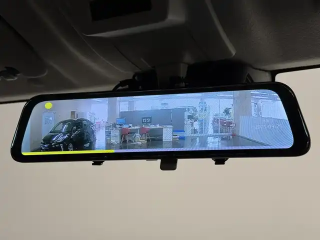 スズキ ジムニー シエラ JC 三重県 2018(平30)年 2万km ブルーイッシュブラックパール3 ガソリン/パートタイム4WD/フロア4AT/純正 8インチナビ AVIC-RLS901/（CD/DVD/MSV/SD/FM/AM/DTV/Bluetooth/iPod/USB/AUX）/バックカメラ/ドライブレコーダー 前後（デジタルミラー内蔵）/ETC/安全/・デュアルセンサーブレーキサポート/・車線逸脱警報機能/・ふらつき警報機能/・標識認識機能/・ハイビームアシスト/・トラクションコントロールシステム/・ヒルディセントコントロール/など/装備/・デジタルインナーミラー（ドラレコ一体型）/・純正シートカバー/・クルーズコントロール/・シートヒーター/・オートエアコン/・ステアリングスイッチ/・オートライト/・LEDヘッドランプ/・フロントフォグランプ/・プッシュスタート/・電動格納ドアミラー/・純正15inAW/・背面スペアタイヤ/・DC→AC電源インバータ/・スマートキーx1/など