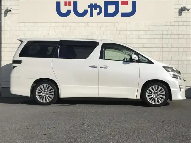 トヨタ ヴェルファイア 2．4Z 栃木県 2012(平24)年 9.6万km ホワイトパールクリスタルシャイン 株)IDOMが運営する【じしゃロン小山店】の自社ローン専用車両になります。こちらは現金またはオートローンご利用時の価格です。自社ローンご希望の方は別途その旨お申付け下さい//禁煙車/純正フルセグナビ/（CD/DVD/AM/FMラジオ）/(Bluetooth)/スマートキー/プッシュスタート/バックカメラ/ＥＴＣ/両側パワースライドドア/フリップダウンモニター/コーナーセンサー/チップアップシート/ステアリングリモコン/電動格納ドアミラー/パワーウインドウ/オートライト/防眩ミラー