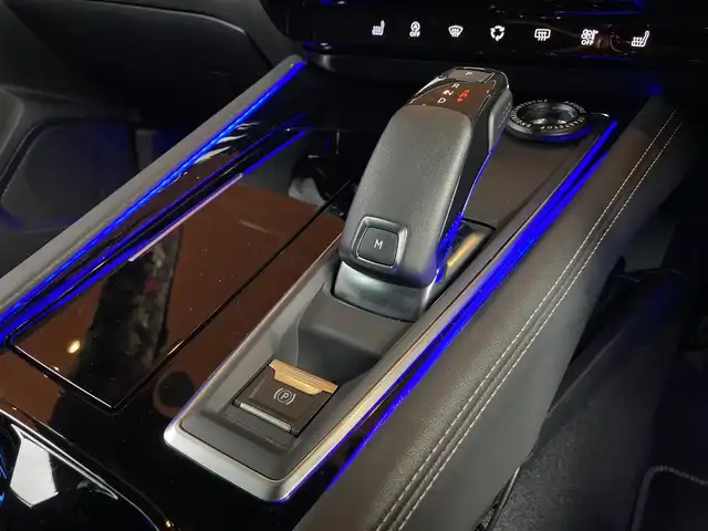 プジョー プジョー ５０８ GT ブルーHDi 愛知県 2021(令3)年 1.8万km 紺Ｍ ナッパレザーシート/シートヒーター/メモリナビ/フルセグTV/バックカメラ/CarPlay/ACC/LKA/BSM/メモリ付きパワーシート/マルチポイントランバーサポート/FOCALサウンドスピーカー/LEDヘッドライト/純正18インチAW
