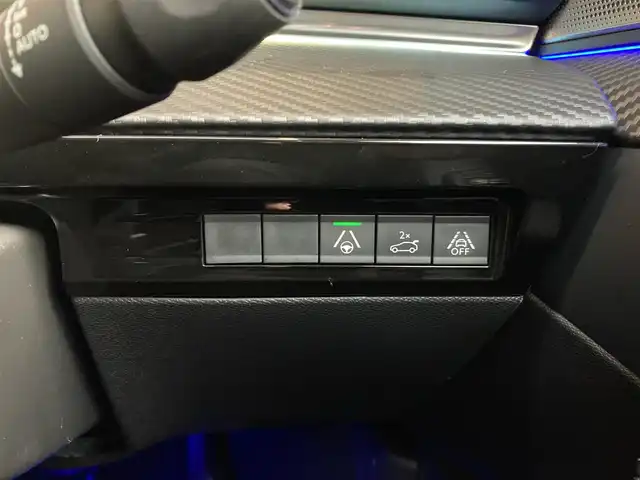 プジョー プジョー ５０８ GT ブルーHDi 愛知県 2021(令3)年 1.8万km 紺Ｍ ナッパレザーシート/シートヒーター/メモリナビ/フルセグTV/バックカメラ/CarPlay/ACC/LKA/BSM/メモリ付きパワーシート/マルチポイントランバーサポート/FOCALサウンドスピーカー/LEDヘッドライト/純正18インチAW