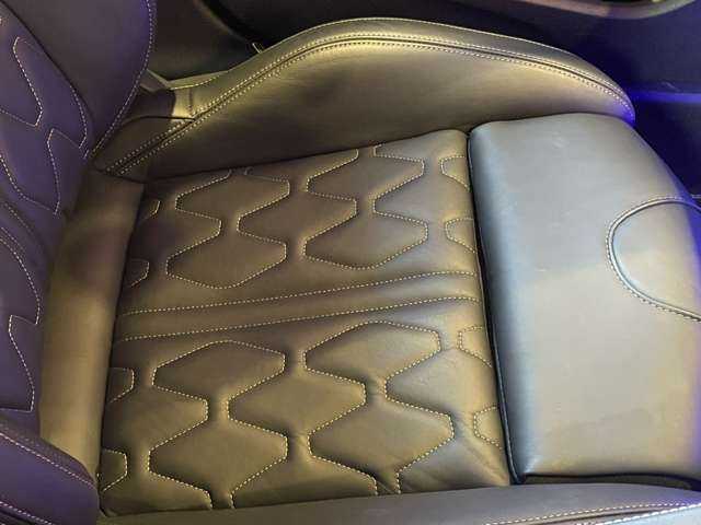 プジョー プジョー ５０８ GT ブルーHDi 愛知県 2021(令3)年 1.8万km 紺Ｍ ナッパレザーシート/シートヒーター/メモリナビ/フルセグTV/バックカメラ/CarPlay/ACC/LKA/BSM/メモリ付きパワーシート/マルチポイントランバーサポート/FOCALサウンドスピーカー/LEDヘッドライト/純正18インチAW