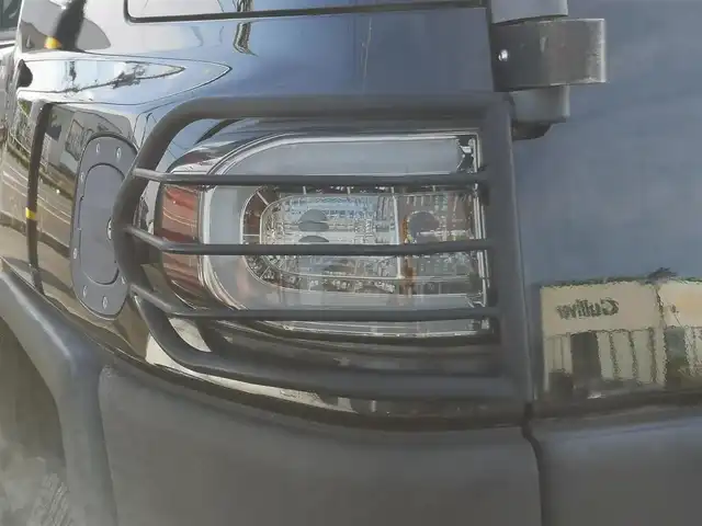 トヨタ ＦＪクルーザー ブラックカラーパッケージ 茨城県 2013(平25)年 11.3万km ブラック/ホワイト 純正ナビ/【AM・FM・CD・DVD・SD・TV・DS・BT】/クルコン/Bカメラ/後方コーナーセンサー/ステリモ/背面タイヤ積み込み/LEDライト/手動サイドミラー/フェンダーミラー/純正フロアマット/社外アルミホイール