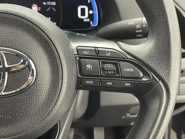 トヨタ アクア X 群馬県 2022(令4)年 5万km ブラックマイカ 純正７インチディスプレイオーディオ　バックカメラ　衝突軽減　アダプティブクルーズコントロール　レーンアシスト　横滑り防止　オートマチックハイビーム　ＥＴＣ　スマートキー　プッシュスタート　禁煙車