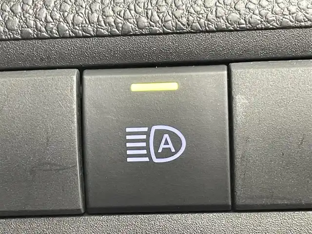 トヨタ アクア X 群馬県 2022(令4)年 5万km ブラックマイカ 純正７インチディスプレイオーディオ　バックカメラ　衝突軽減　アダプティブクルーズコントロール　レーンアシスト　横滑り防止　オートマチックハイビーム　ＥＴＣ　スマートキー　プッシュスタート　禁煙車